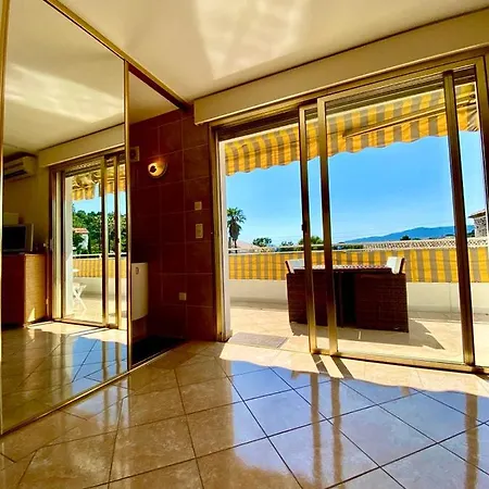 Studio Terrasse - Piscine- Tennis Cannes
