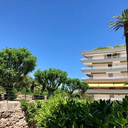 Appartement Studio Terrasse - Piscine- Tennis